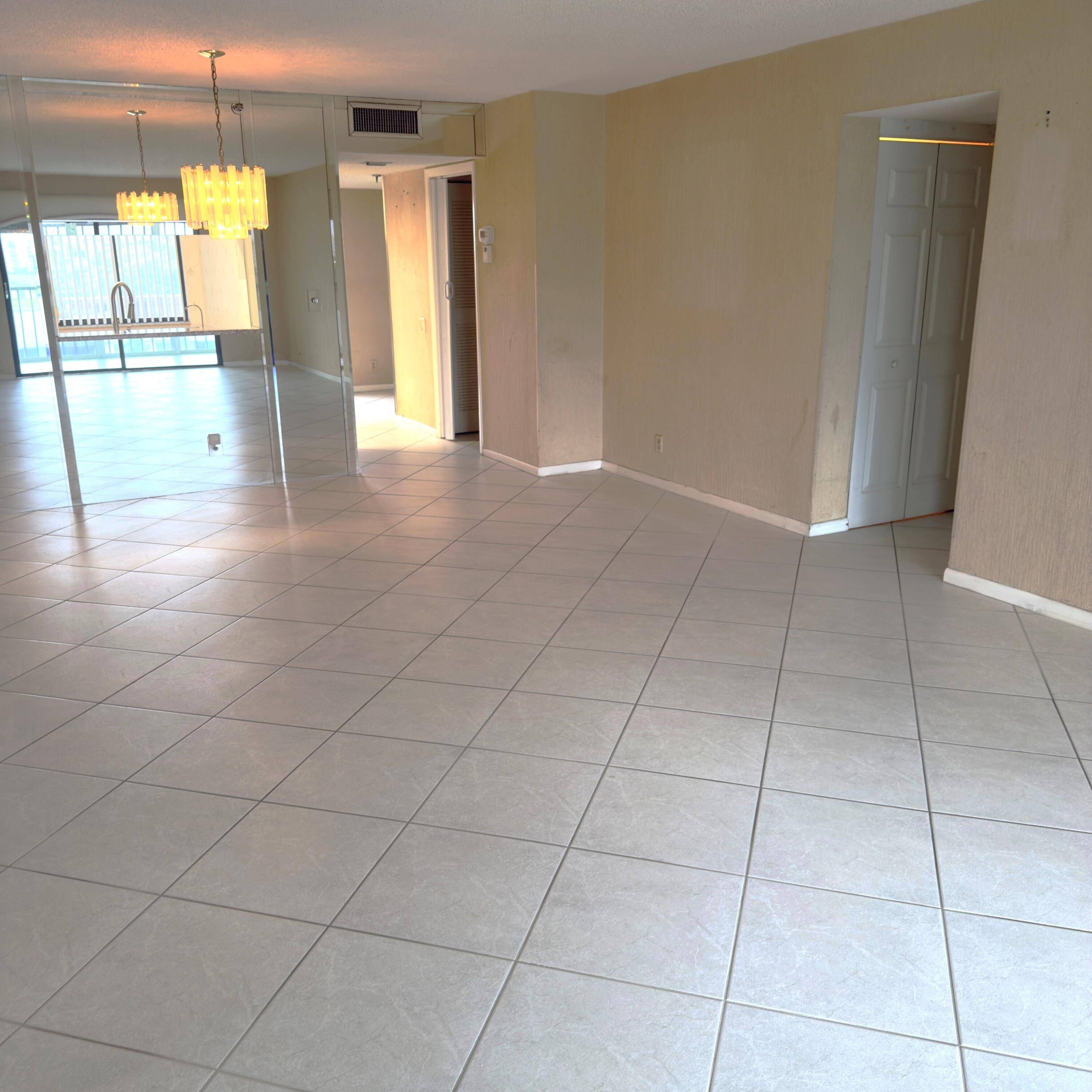 Delray Beach, FL 33446,14425 Strathmore 505 LN 505
