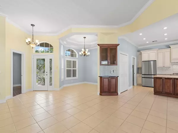 Vero Beach, FL 32968,800 SW Alexandra AVE