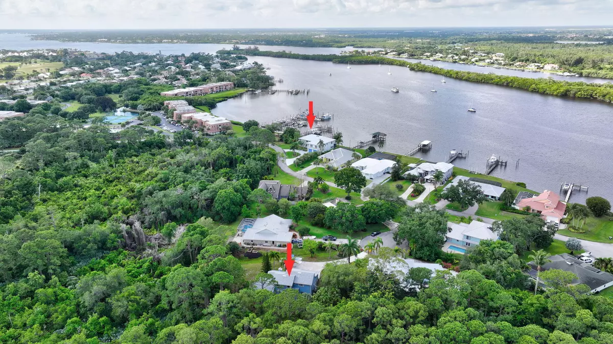 Port Saint Lucie, FL 34952,1013 SE Kitching Cove LN