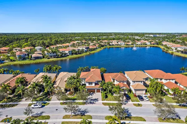 Palm Beach Gardens, FL 33418,12140 Aviles CIR