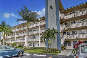 2049 Yarmouth C C, Boca Raton, FL 33434