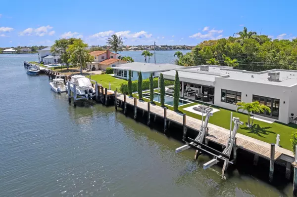 Hypoluxo, FL 33462,160 Periwinkle DR