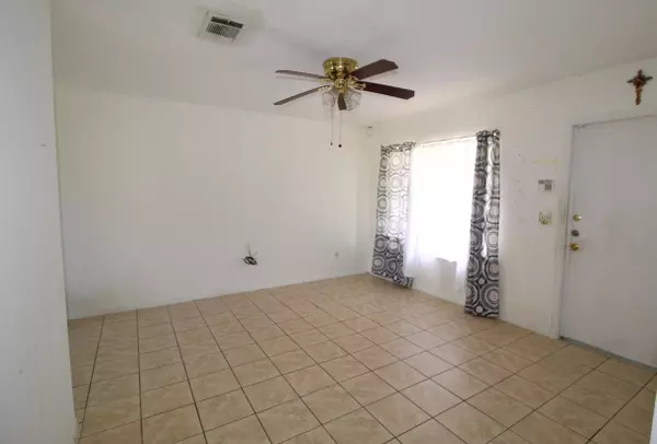 Port Saint Lucie, FL 34952,1331 SE Rushing LN