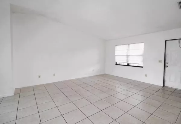 Port Saint Lucie, FL 34952,1561 SE Arenson LN