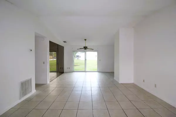 Port Saint Lucie, FL 34952,1561 SE Arenson LN