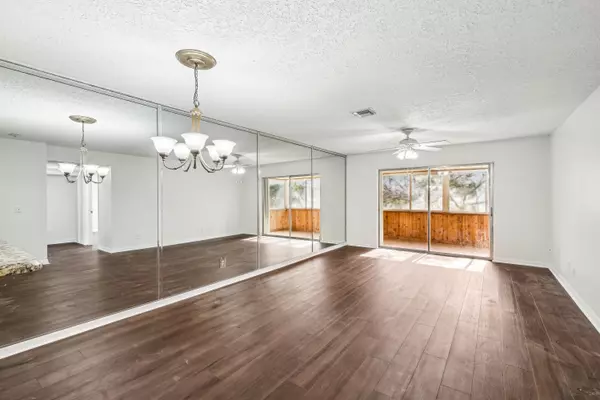 Royal Palm Beach, FL 33411,12012 S Greenway CIR 206