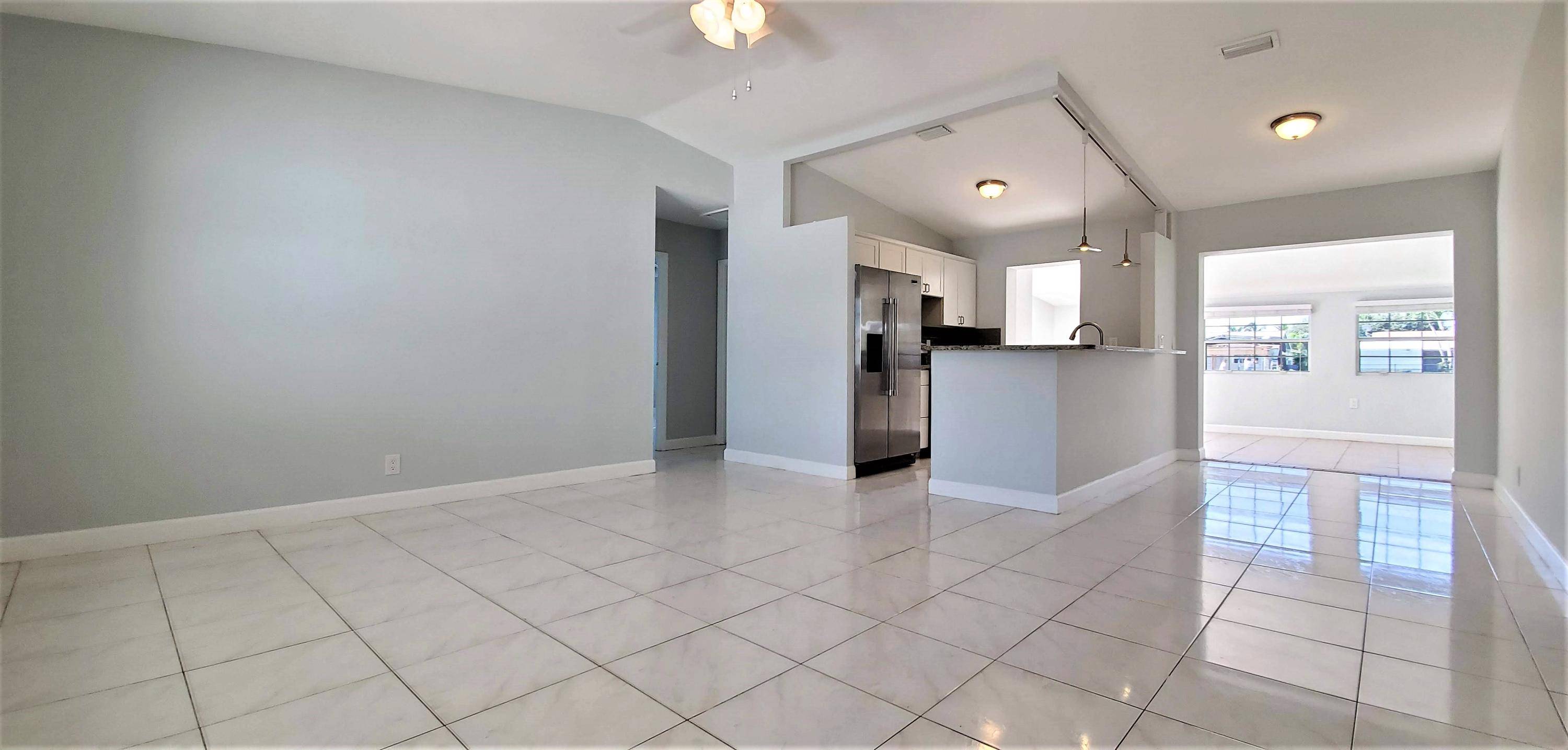 Palm Beach Gardens, FL 33410,571 Riverside DR