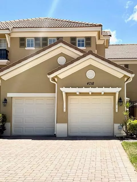 Palm Beach Gardens, FL 33418,4718 Cadiz CIR