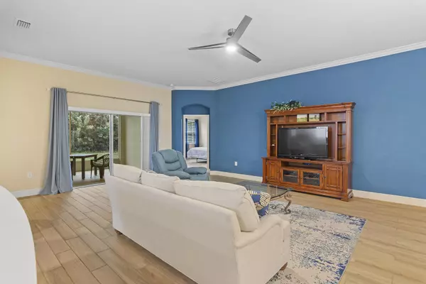 Vero Beach, FL 32967,2557 Saint Lucia CIR