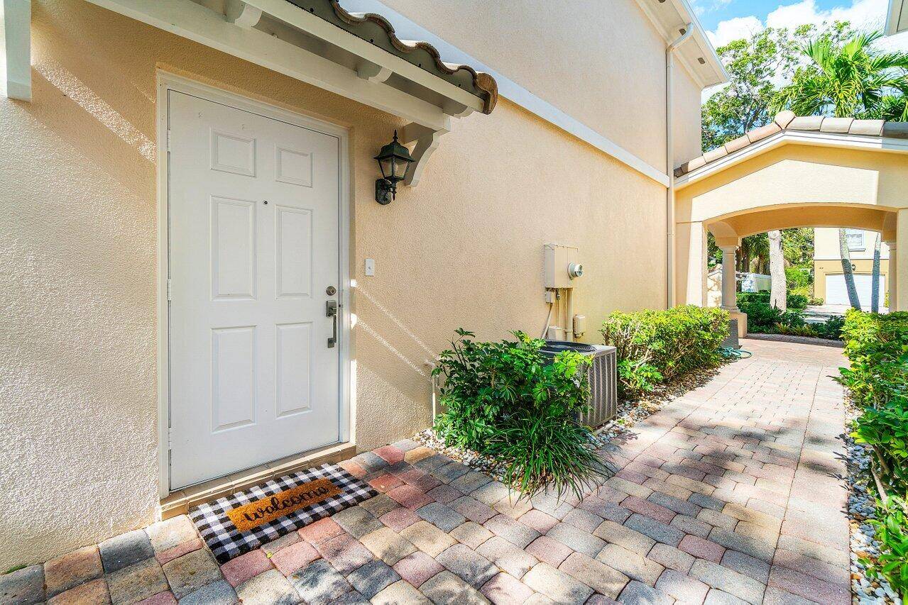 Palm Beach Gardens, FL 33410,174 Santa Barbara Way WAY