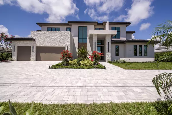 14173 Harbor LN, Palm Beach Gardens, FL 33410