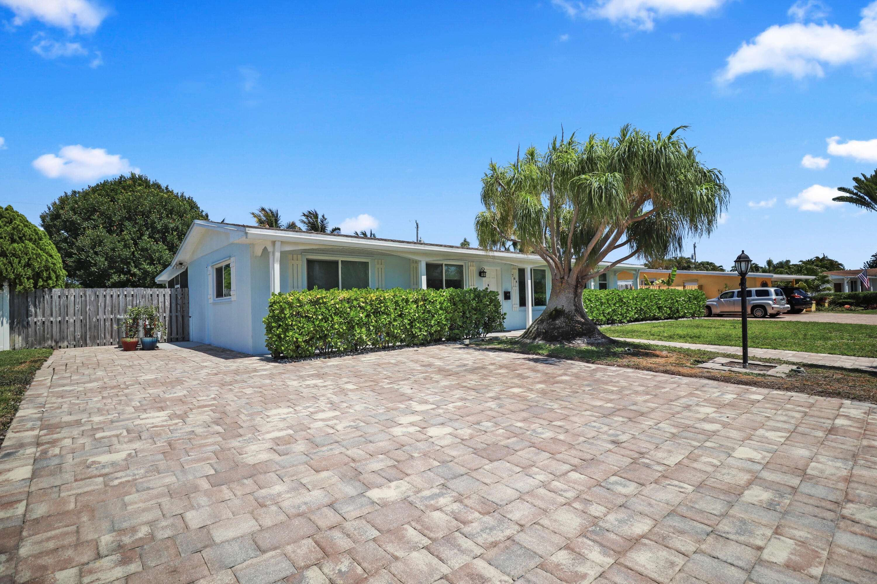 North Palm Beach, FL 33408,764 Westwind DR