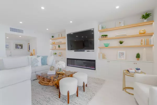 North Palm Beach, FL 33408,100 Lakeshore DR 1954