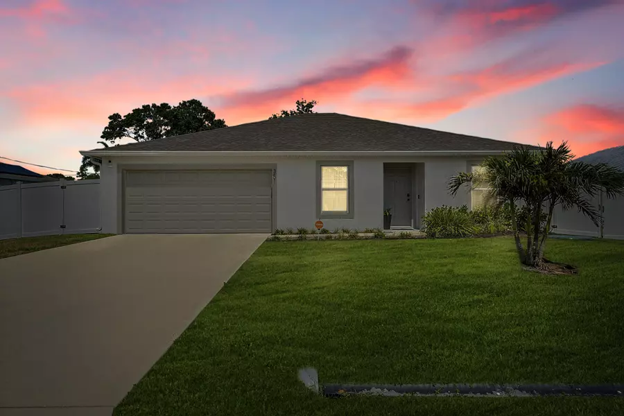 351 NW Byron ST, Port Saint Lucie, FL 34983