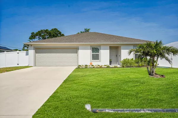 Port Saint Lucie, FL 34983,351 NW Byron ST