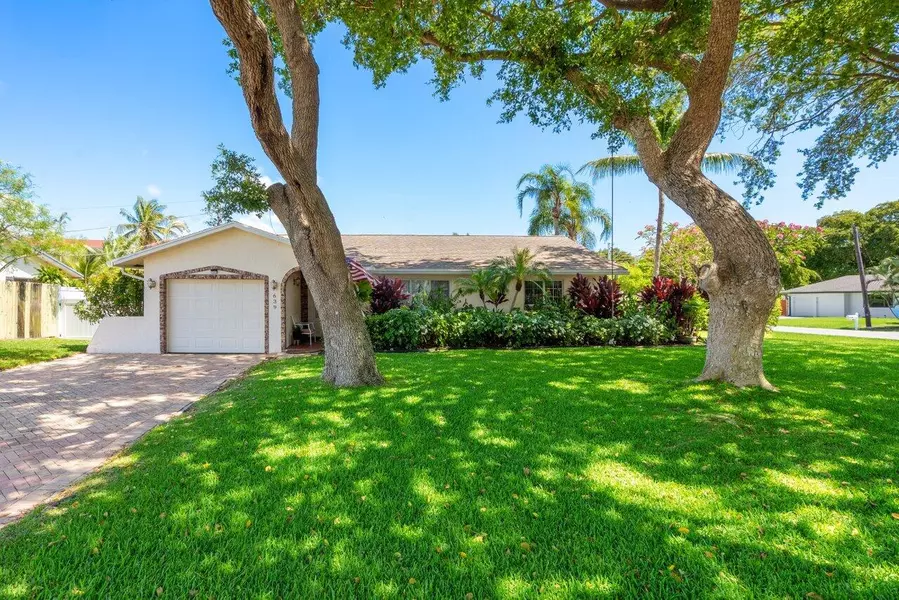 639 Mallard DR, Delray Beach, FL 33444