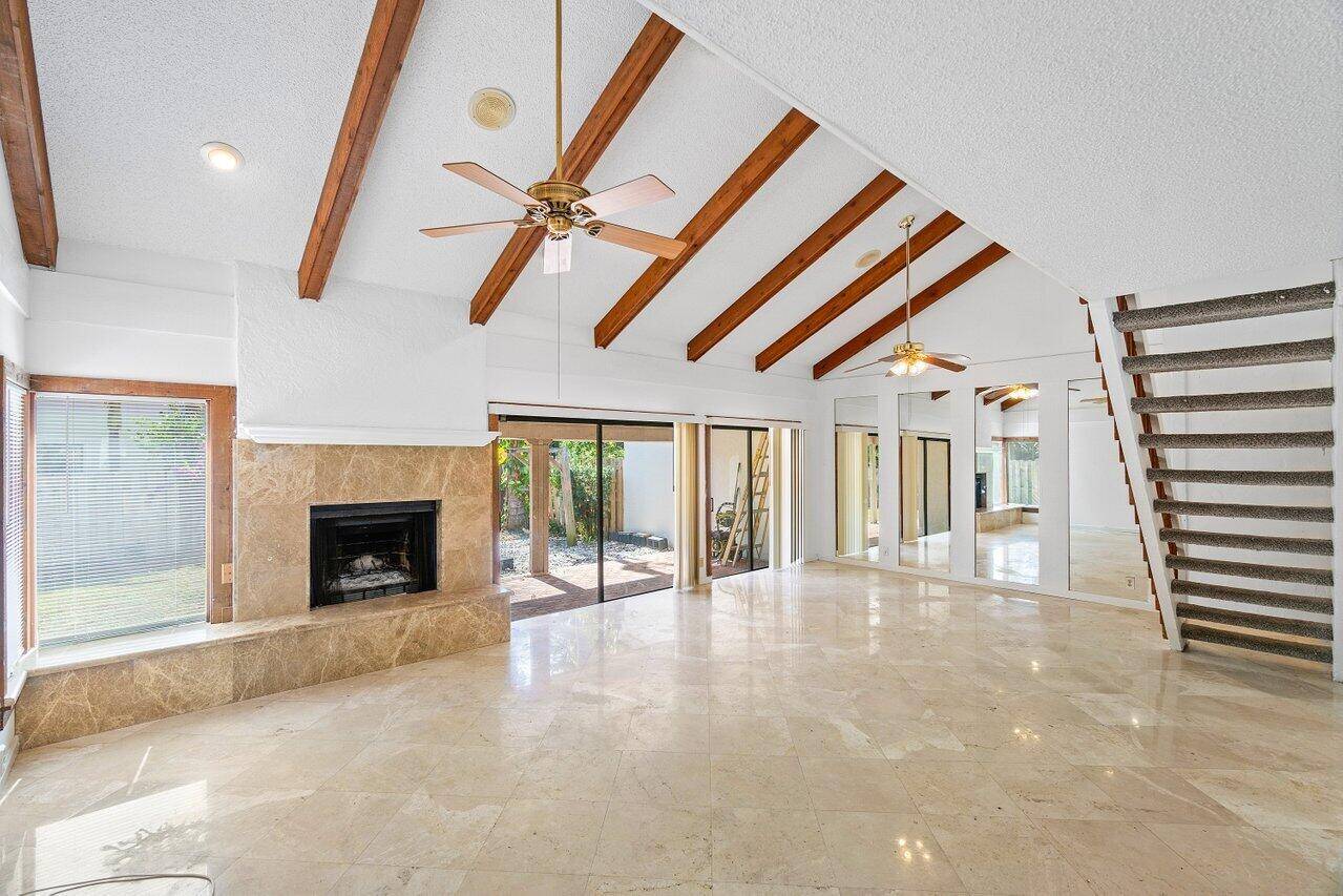 Delray Beach, FL 33483,3015 Florida BLVD
