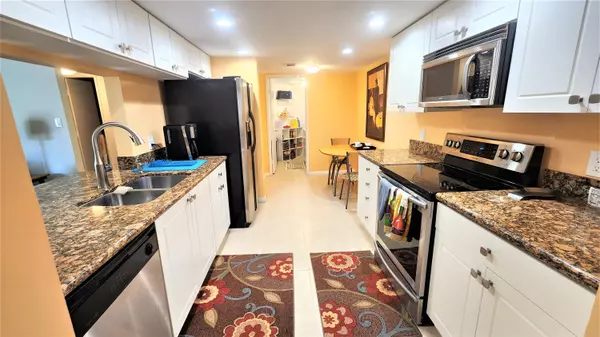 Delray Beach, FL 33444,1915 Lavers CIR E208