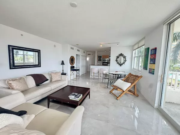 Boynton Beach, FL 33435,100 NE 6th ST 307