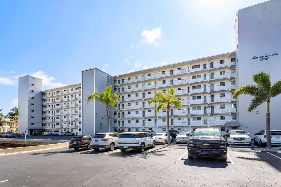 1536 SE 15th CT 107, Deerfield Beach, FL 33441