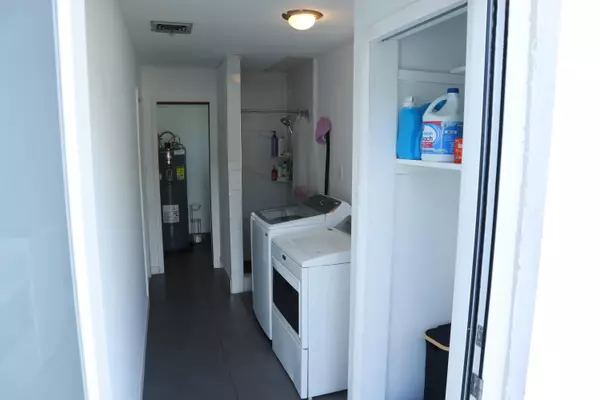 Pahokee, FL 33476,360 Kismet AVE