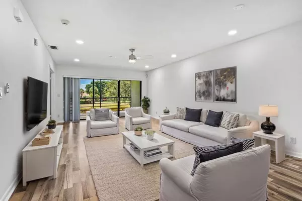 Delray Beach, FL 33445,2920 SW 22nd CIR C2