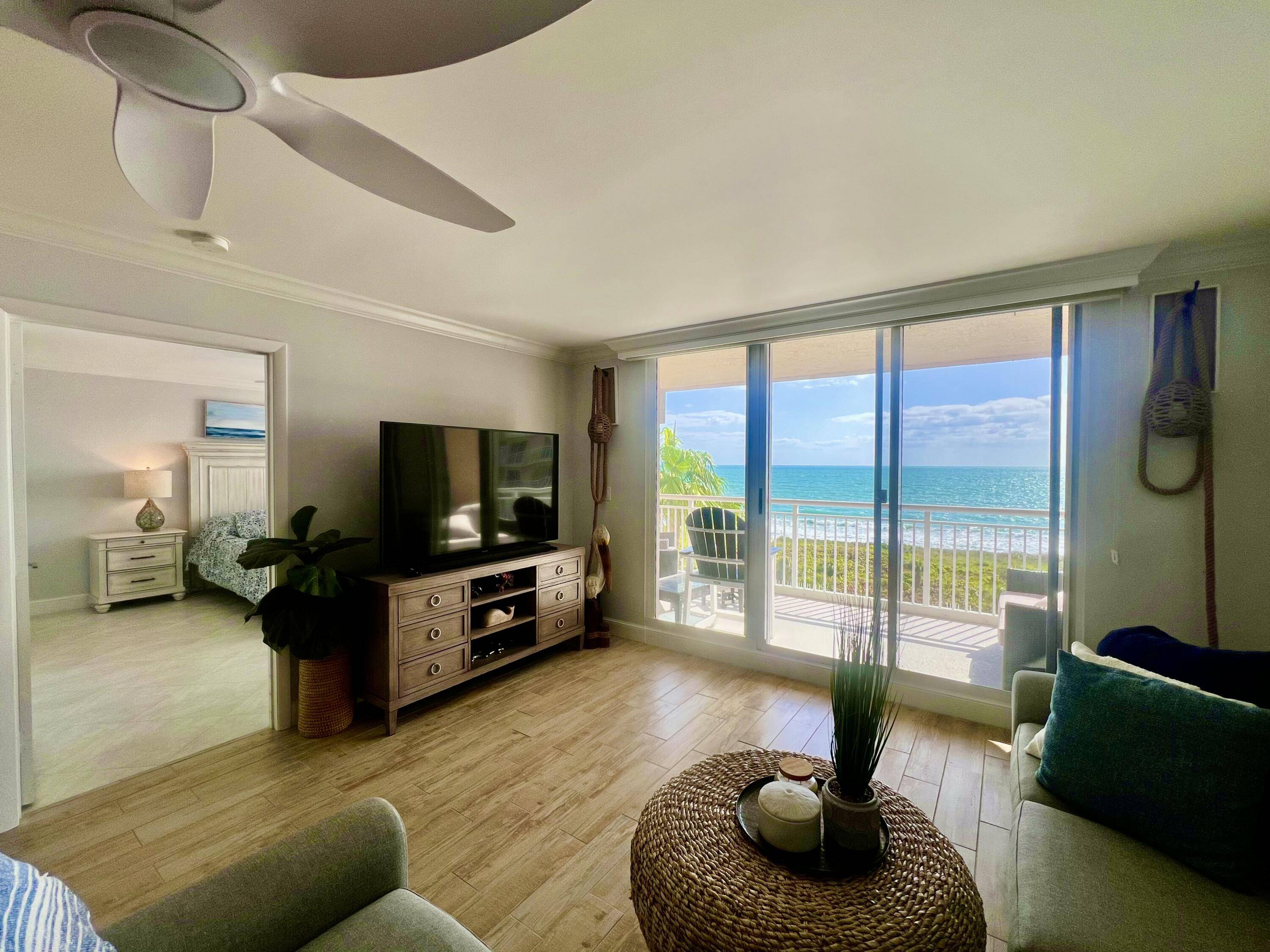 Hutchinson Island, FL 34949,3880 N Highway A1a 604