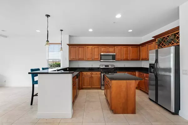 Lake Worth Beach, FL 33460,811 S Federal HWY 2