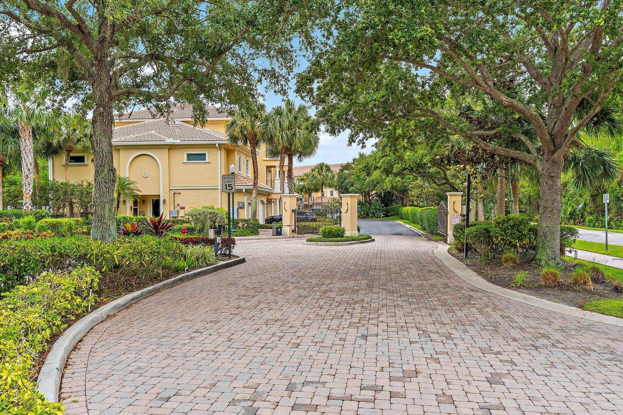 Hobe Sound, FL 33455,12755 SE Old Cypress DR