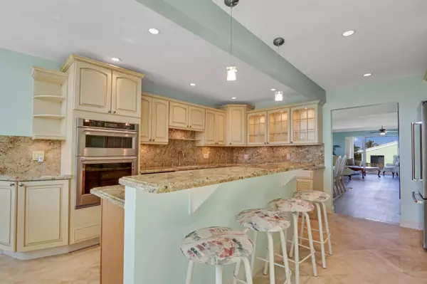 2051 NE Ocean BLVD A-21, Stuart, FL 34996