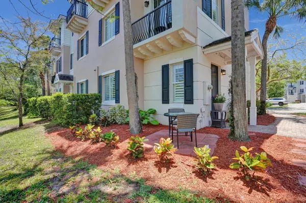 Boca Raton, FL 33431,632 NW 38th CIR