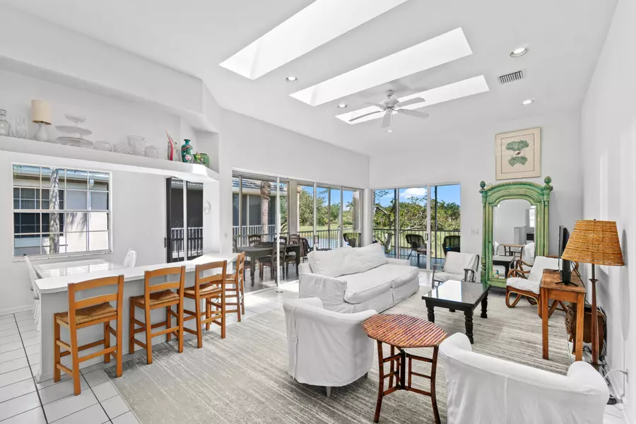 5142 Lake Catalina B DR B, Boca Raton, FL 33496