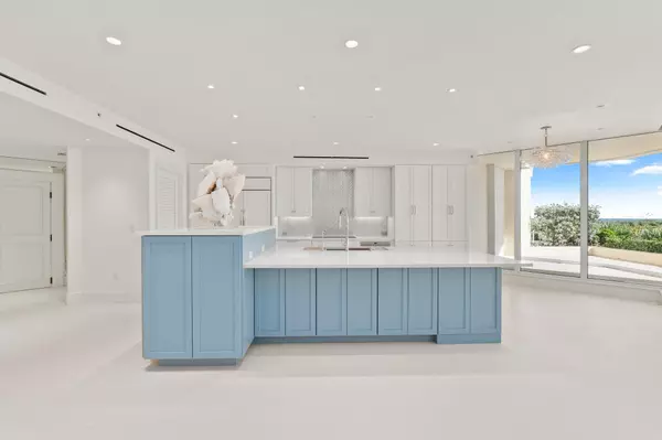 Stuart, FL 34996,2920 SE Dune DR 140
