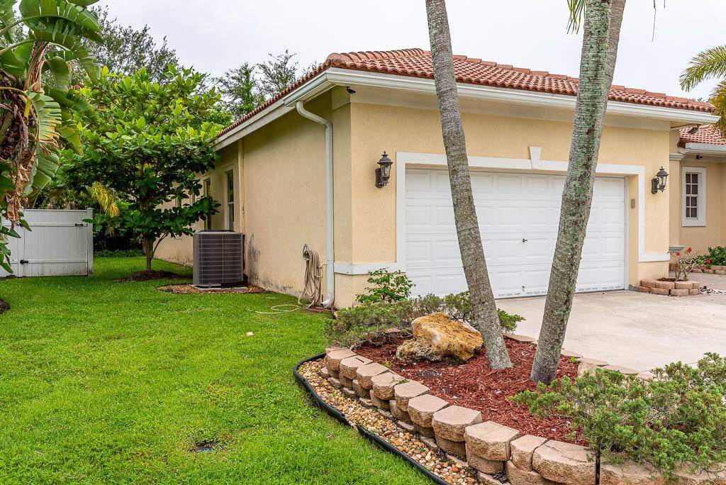 Lake Worth, FL 33449,10064 Southern Pride PL