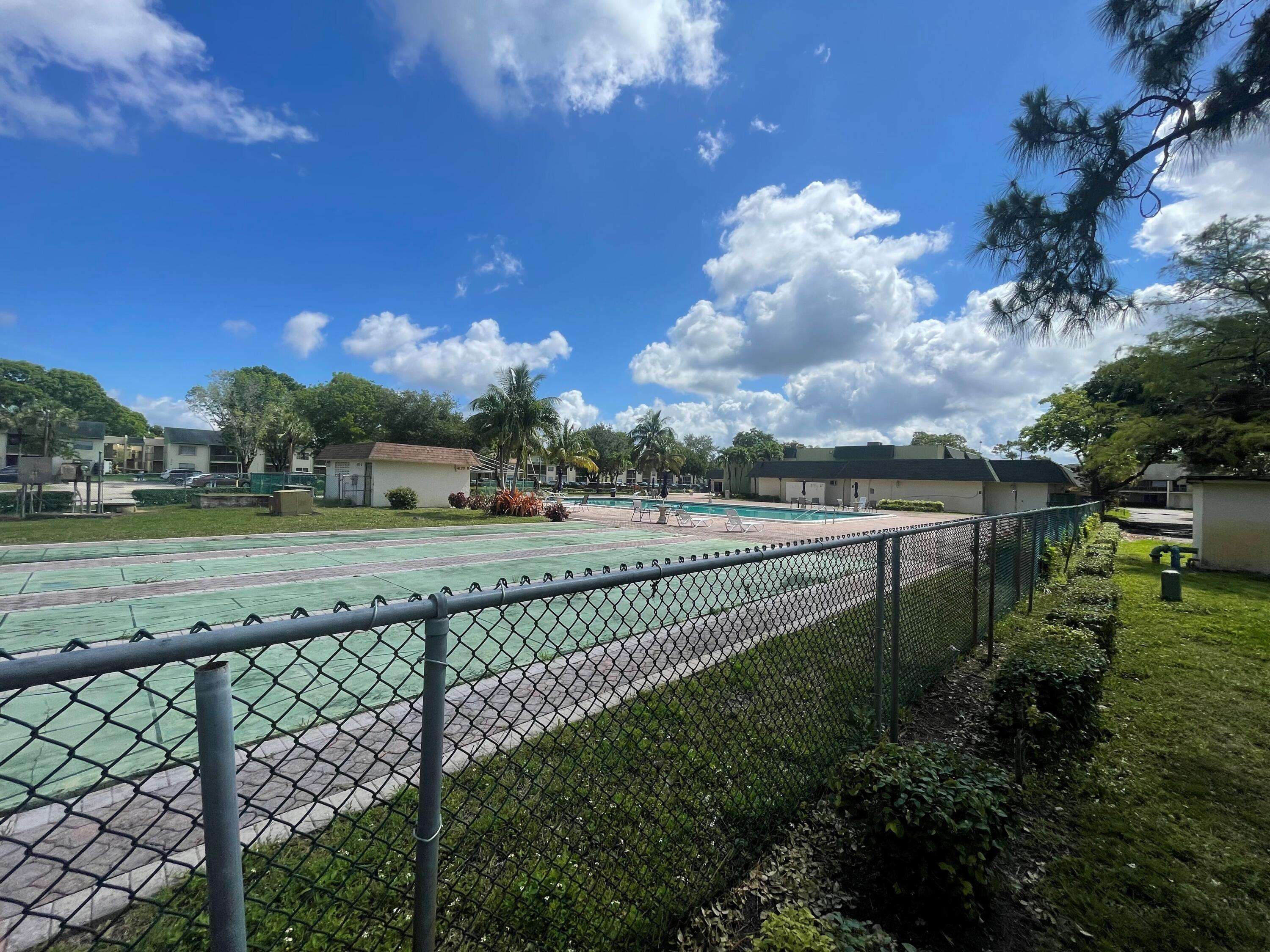 Coral Springs, FL 33065,4269 NW 89th AVE 106