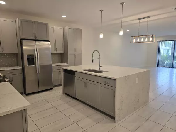 West Palm Beach, FL 33405,3748 Lambert AVE