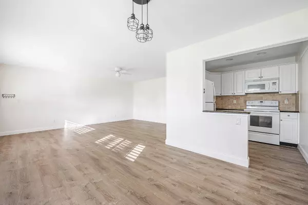 Fort Lauderdale, FL 33308,2455 NE 51st ST E102