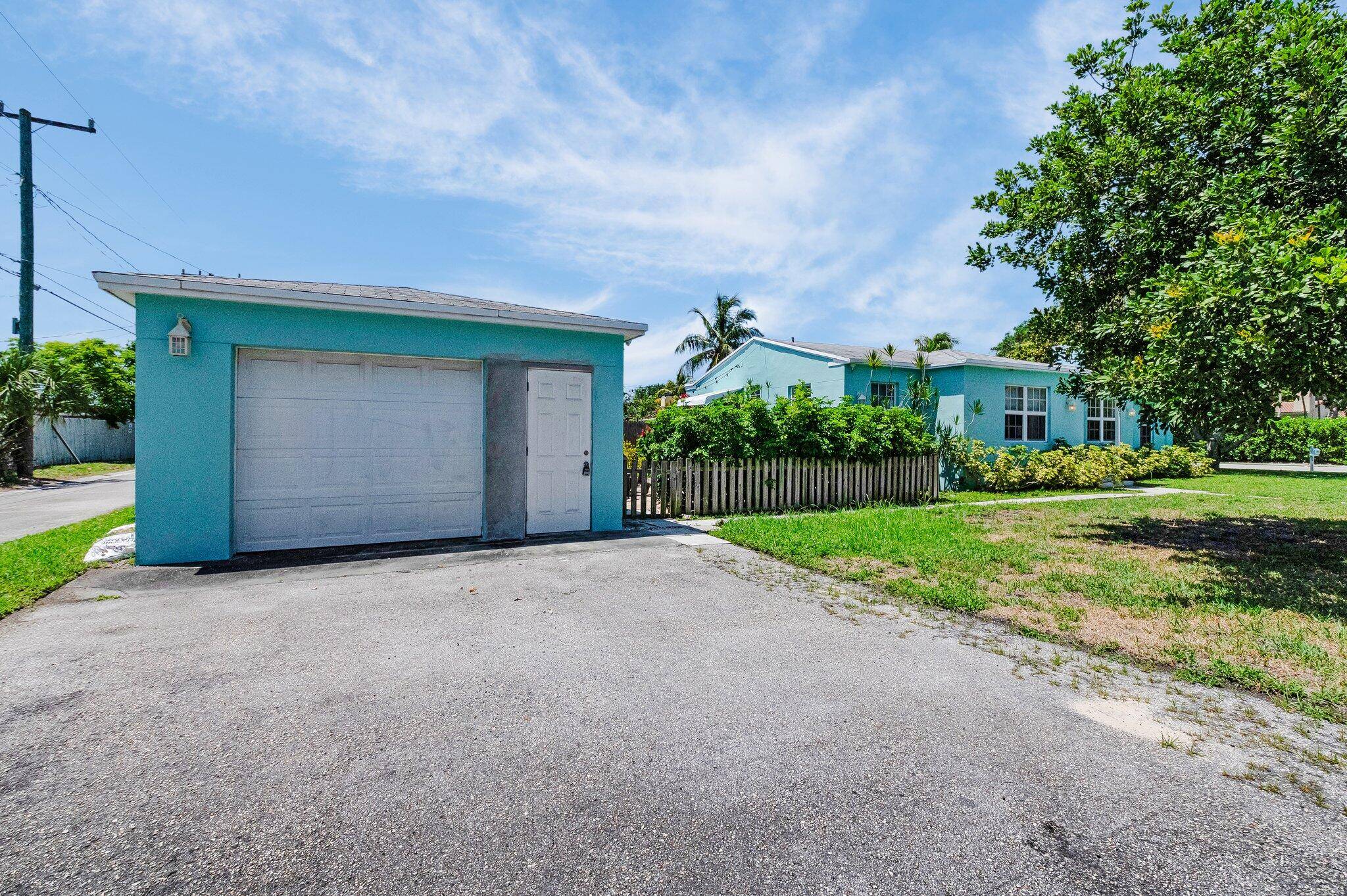 Delray Beach, FL 33444,301 SW 1st AVE