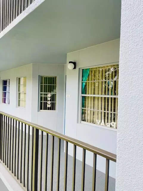 Pembroke Pines, FL 33027,650 SW 124th TER 202p
