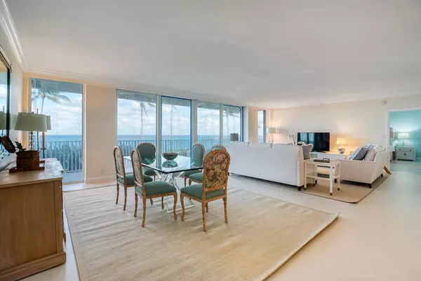 Palm Beach, FL 33480,340 S Ocean BLVD 2c