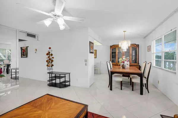 Boca Raton, FL 33434,2035 Ainslie C