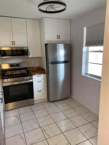 Coral Springs, FL 33065,3566 N University DR F-5