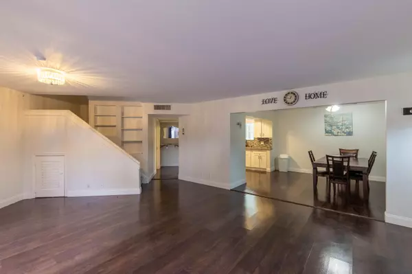 Royal Palm Beach, FL 33411,103 Weybridge C CIR C