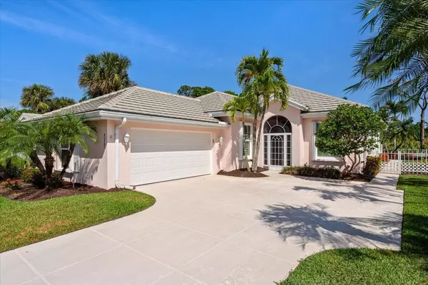 Hobe Sound, FL 33455,4922 SE Heartleaf TER