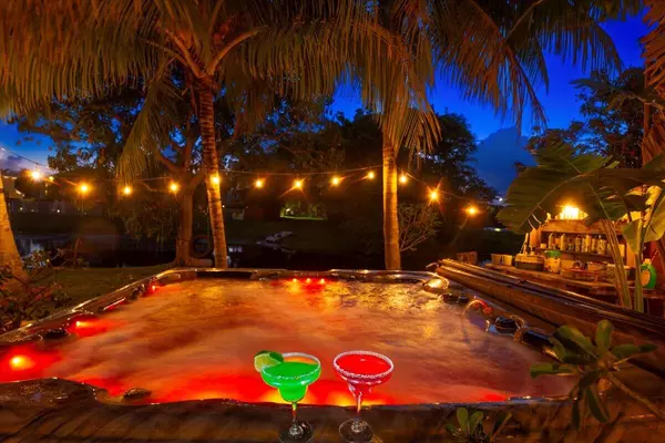 Coconut Creek, FL 33073,5541 NW 51st AVE