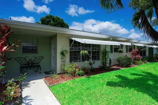 915 Savannas Point DR E, Fort Pierce, FL 34982