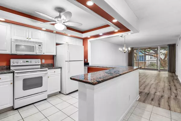 2008 S Federal HWY 206, Boynton Beach, FL 33435