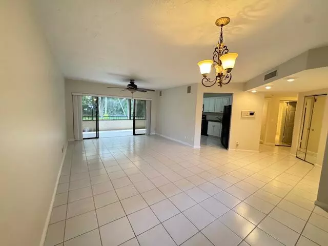 7519 La Paz BLVD 102, Boca Raton, FL 33433