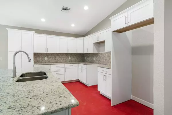 Fort Pierce, FL 34951,6728 Spanish Lake BLVD