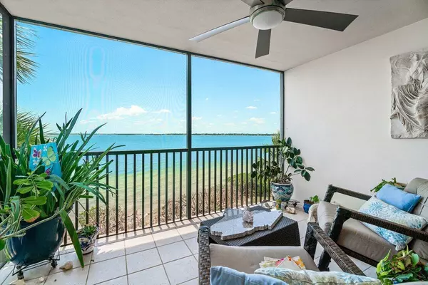 Stuart, FL 34996,20 NE Plantation RD 203